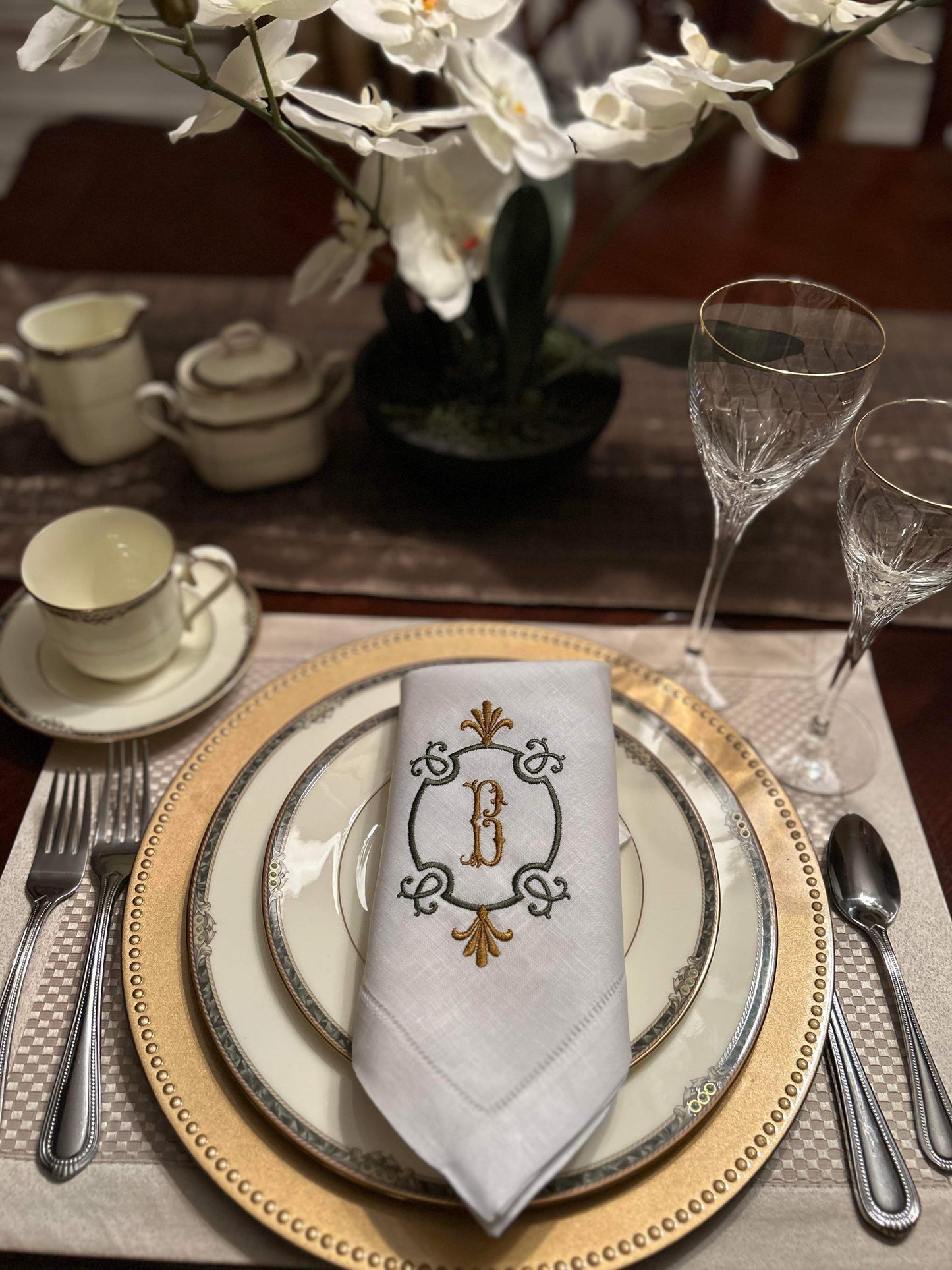 Richmond Design Monogrammed Embroidered Napkin
