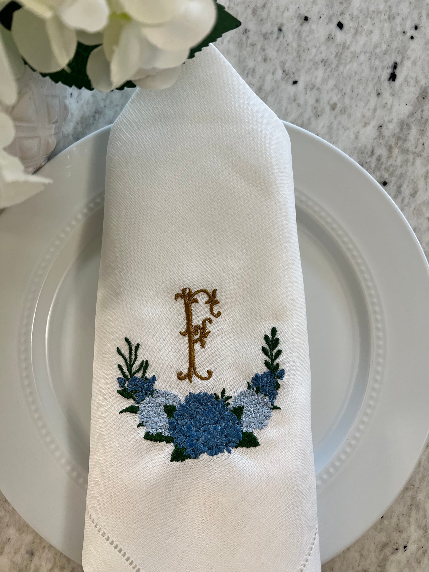 Hydrangea Swag Monogrammed Dinner Napkin